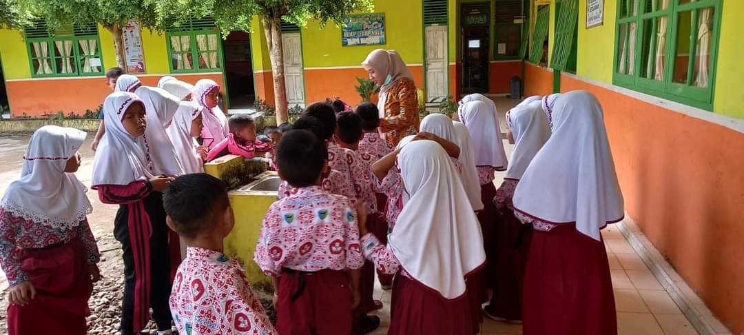 PUSKESMAS BALAI SELASA, LAKSANAKAN  KAMPANYE HIGIENE  SANITASI DI SD 26 Pelangai Kaciak 