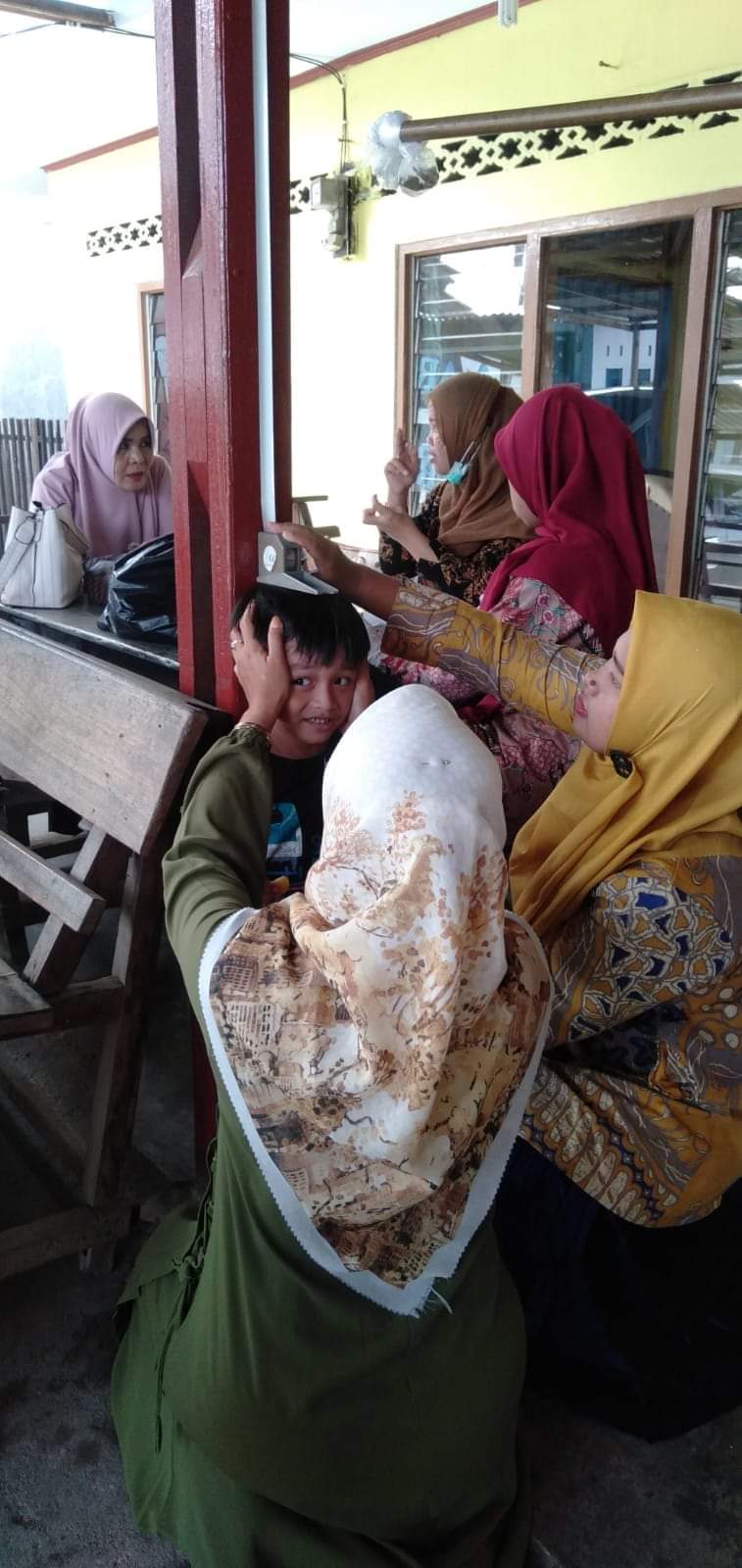 Kegiatan Skrining PTM di Posyandu Anggrek Ps.Kambang, puskesmas Kambang