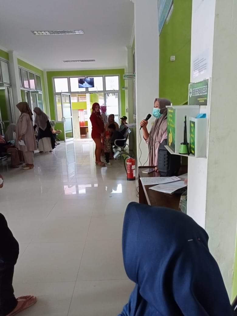 PENYULUHAN DALAM GEDUNG PUSKESMAS BALAI SELASA TENTANG PERILAKU HIDUP BERSIH DAN SEHAT DI RUMAH TANG