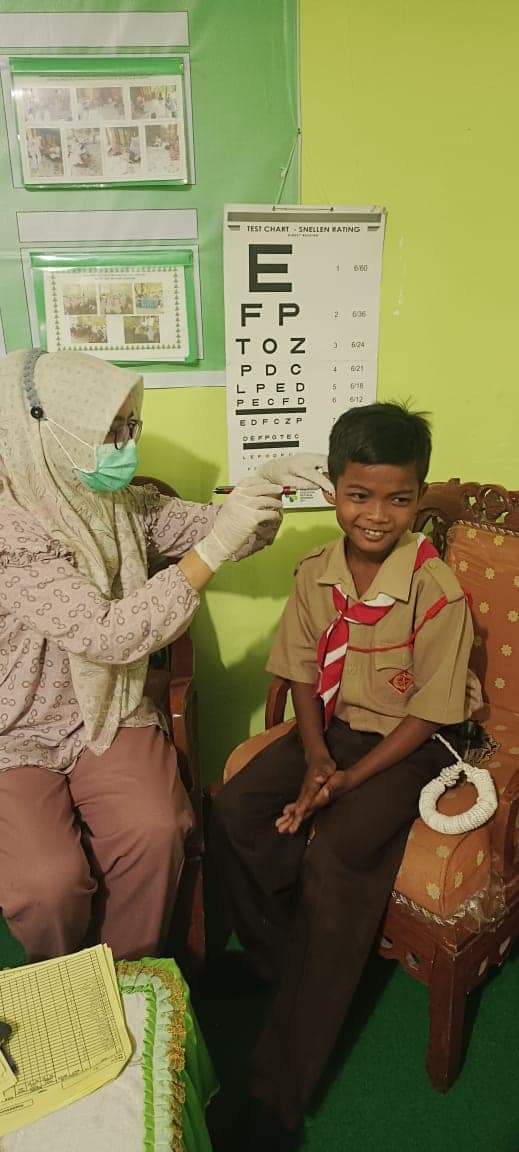 Kegiatan UKS (Pemeriksaan Berkala)  Anak sekolah Dasar di SDN 05 Ps.Kambang wilker Puskesmas Kambang
