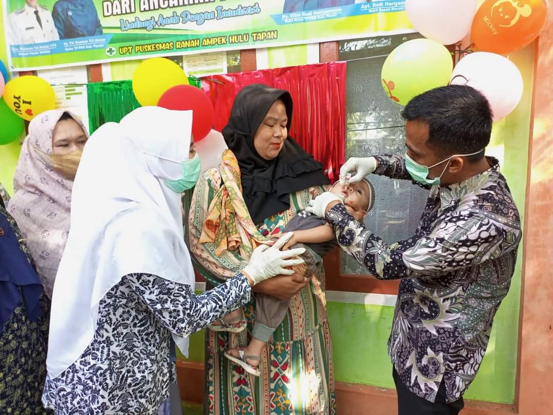 KUNJUNGAN LINTAS SEKTOR  PEMANTAUAN CRASH PROGRAM IMUNISASI POLIO DI KECAMATAN RAHUL PUSKESMAS RAHUL