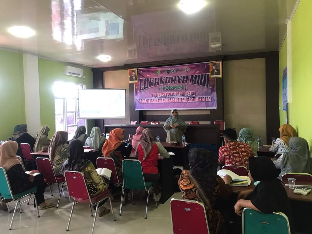 EVALUASI DAN MONITORING PANDU PTM DAN INDRA DARI KEMENKES KE PUSKESMAS PASAR BARU   Kamis,16 Maret 2