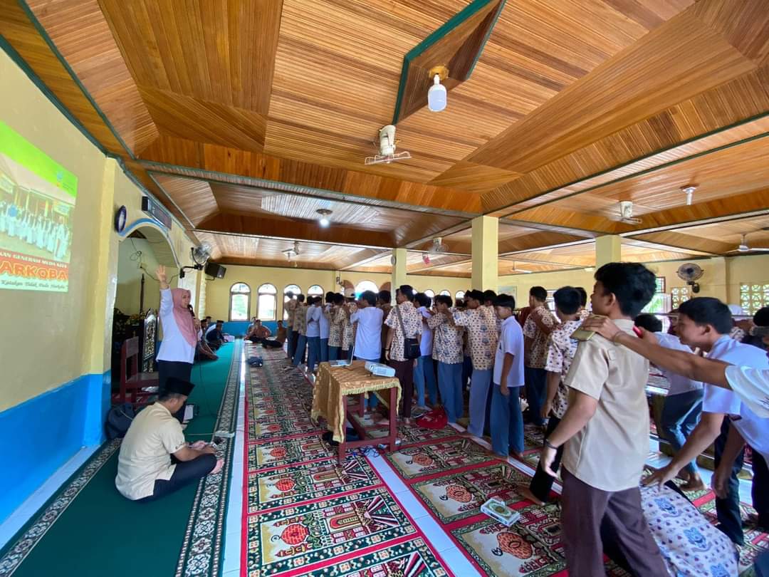 PUSKESMAS INDERAPURA PENYULUHAN BAHAYA MEROKOK DAN NAPZA PADA SISWA/I  SMKN 1 PANCUNG SOAL 