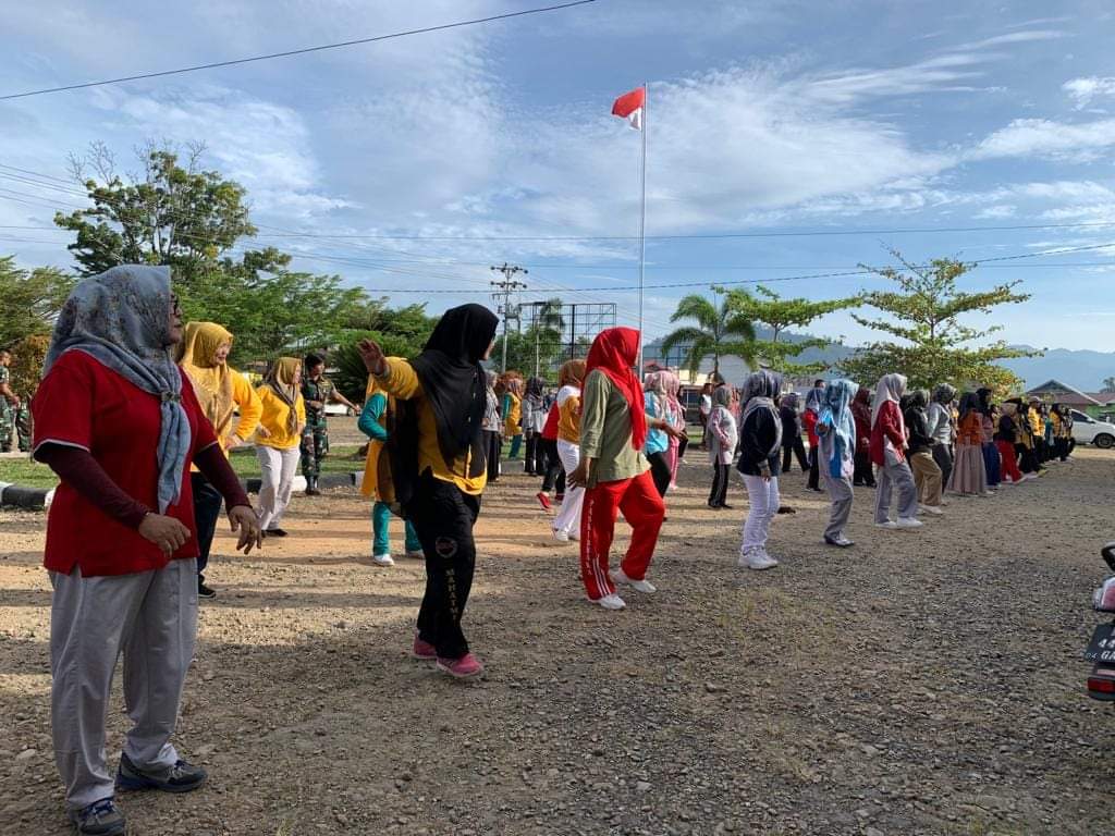 PUSKESMAS PASAR KUOK MELAKSANAKAN KEGIATAN GERMAS GERAKAN CEGAH STUNTING BERSAMA LATSITARDANUS DI KA