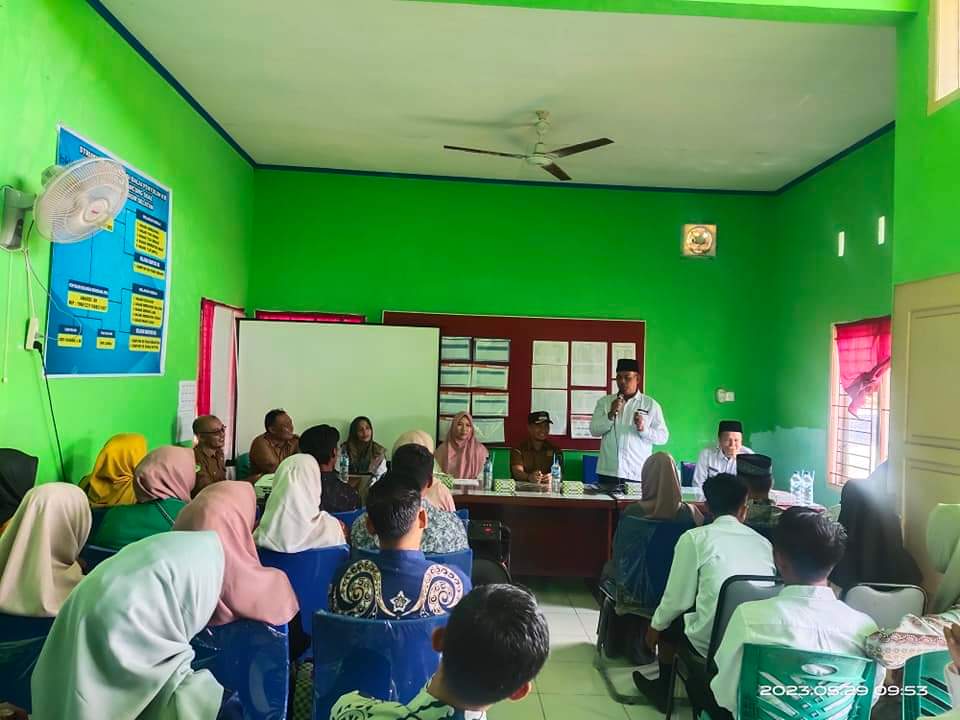PUSKESMAS INDERAPURA PENYULUHAN KESEHATAN REPRODUKSI UNTUK CATIN (CALON PENGANTIN) DI BALAI KB PANCU