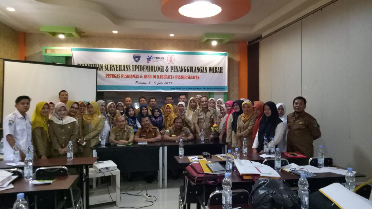 Pelatihan Surveilans Epidemologi dan Penanggulangan Wabah bagi Petugas Puskesmas dan RSUD di Kabupat