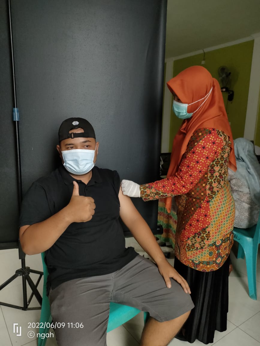 Puskesmas Tanjung Makmur. laksanakan Vaksin covid 19