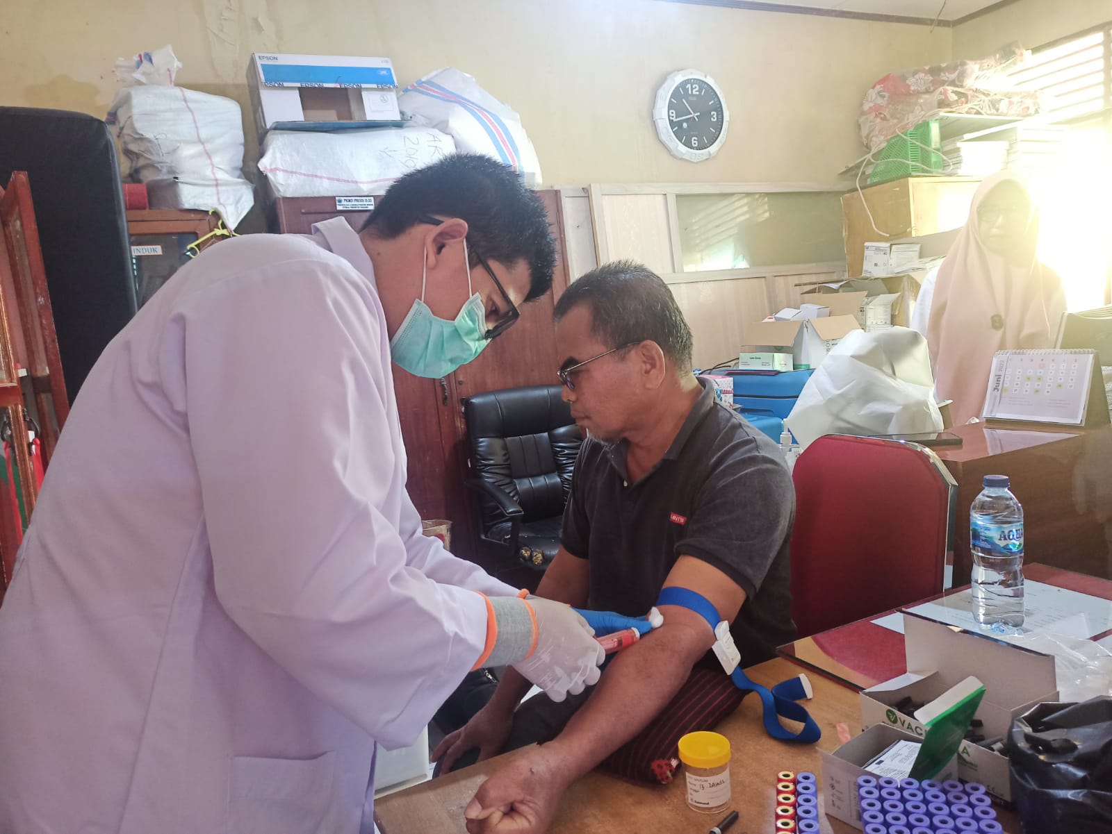 Kegiatan Prolanis (Program Pengelolaan Penyakit Kronis) dan PTM, di puskesmas IV Koto Mudik bekerja 