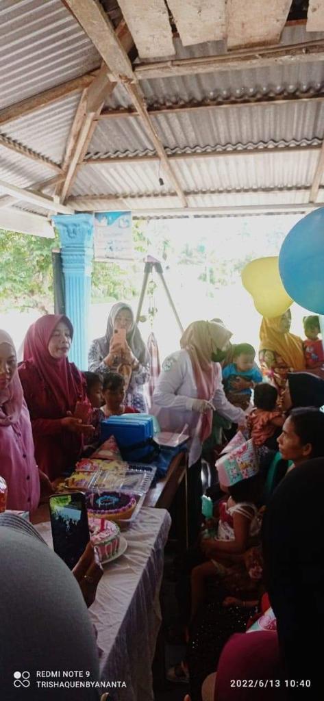 Pelaksanaan kegiatan BIAN (bulan imunisasi anak nasional) di posyandu Nagari Bukik kaciak Puskesmas 