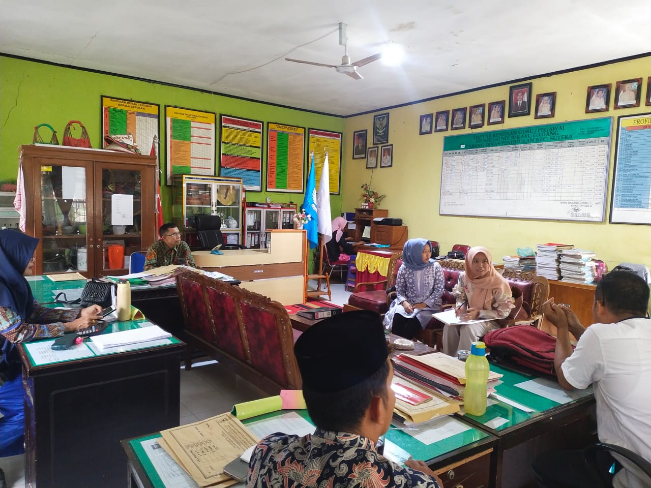 Tim Promkes dan Kesling Melakukan Sosialisasi Germas ( Gerakan Masyarakat Sehat ) Ke Sekolah Dasar