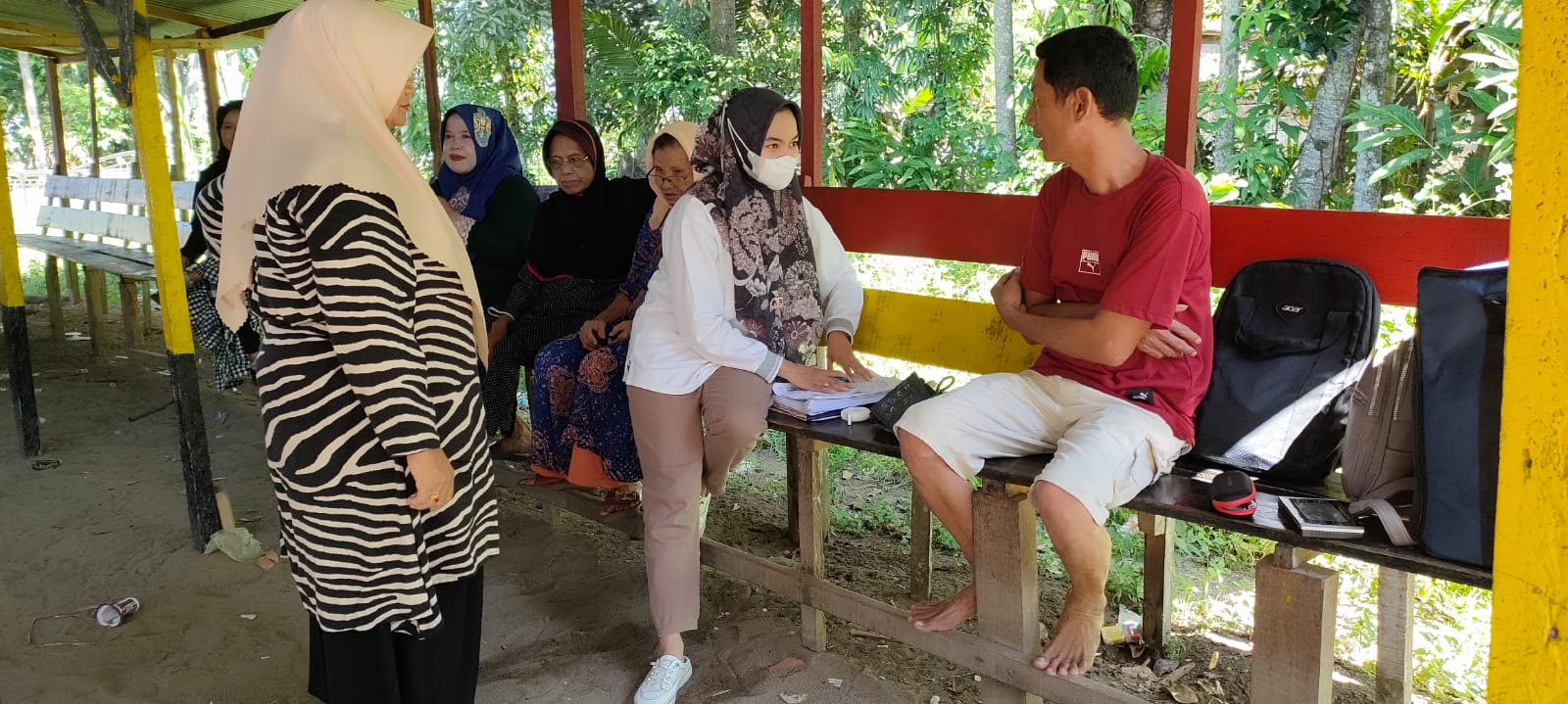 DETEKSI DINI FAKTOR RESIKO PTM DAN POSYANDU LANSIA SERTA KESORGA DI UPT PUSKESMAS PASAR BARU