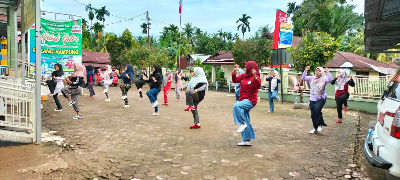 Senam Pagi Tiap Jumat di Puskesmas Koto.Baru