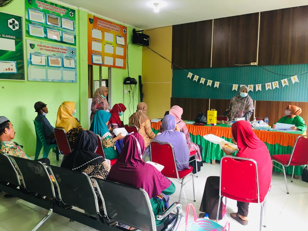 Puskesmas  Koto Baru laksanakan Kegiatan PTM, pemeriksaan labor dari Labkesda