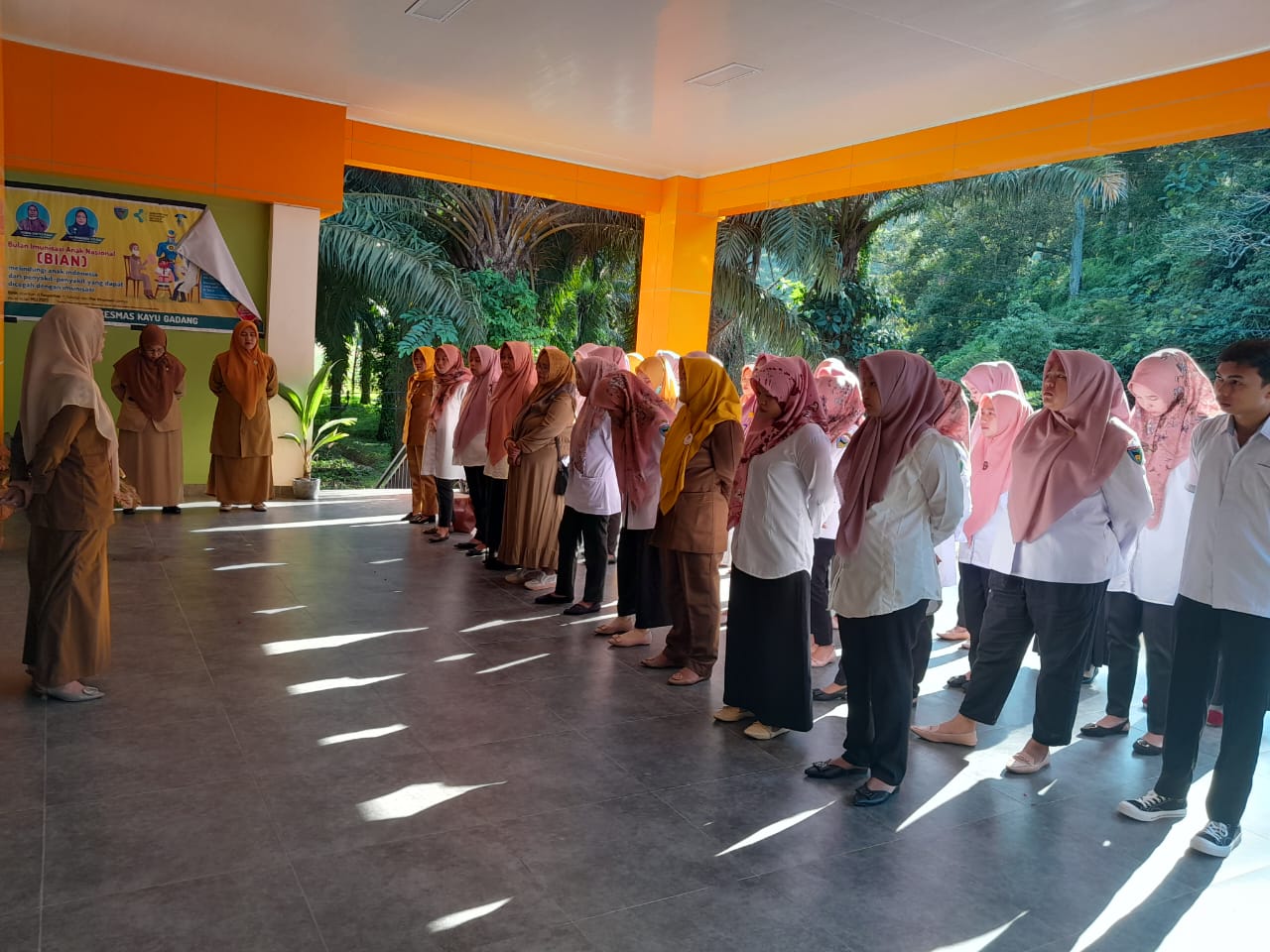 Puskesmas Kayu Gadang laksanakan Apel Pagi 