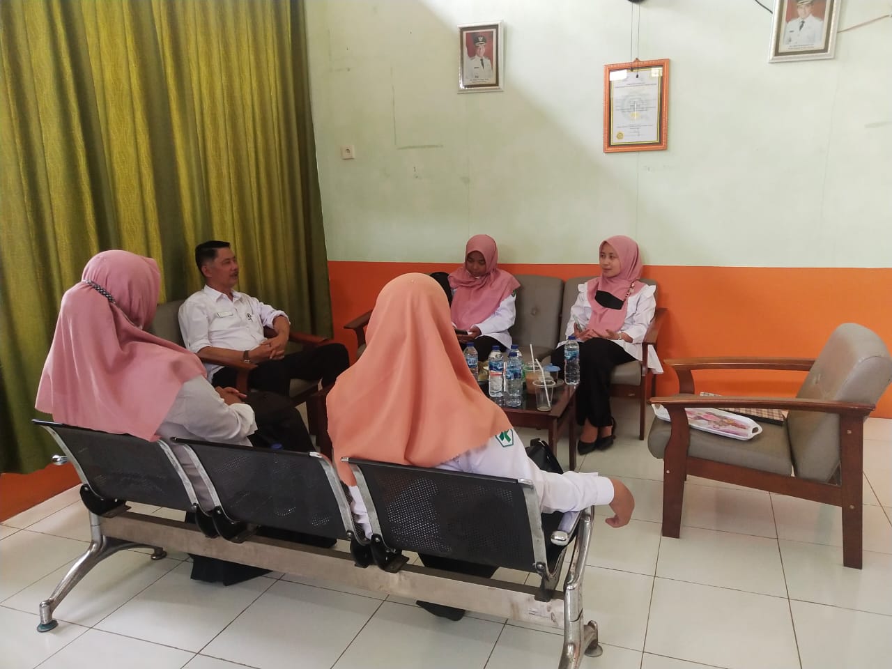 Kunjungan dari Sekretaris Dinas Kesehatan dan KASUBAG Perencanaan  bersama TEAM ke Puskesmas Airpura