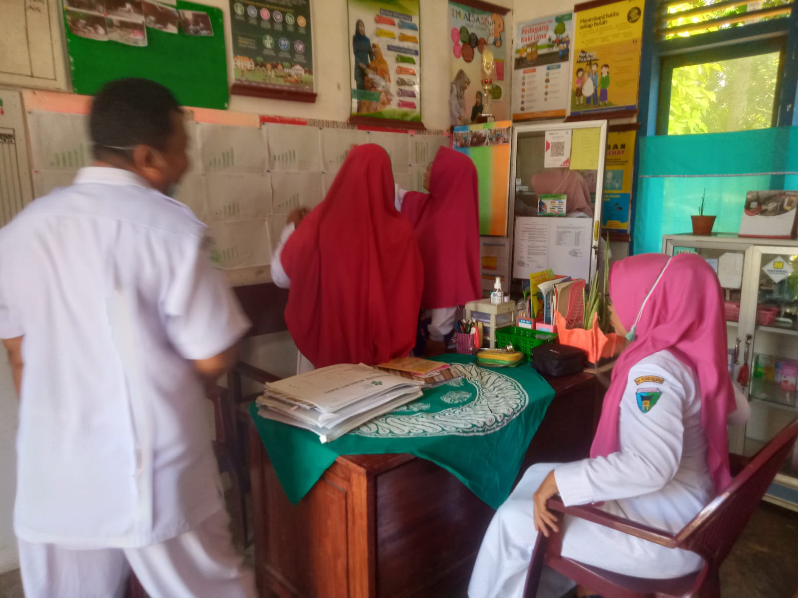 KEGIATAN MONITORING EVALUASI & FASILITATIF KE POSKESRI  dan PUSTU DI WILAYAH KERJA PUSKESMAS AIR HAJ