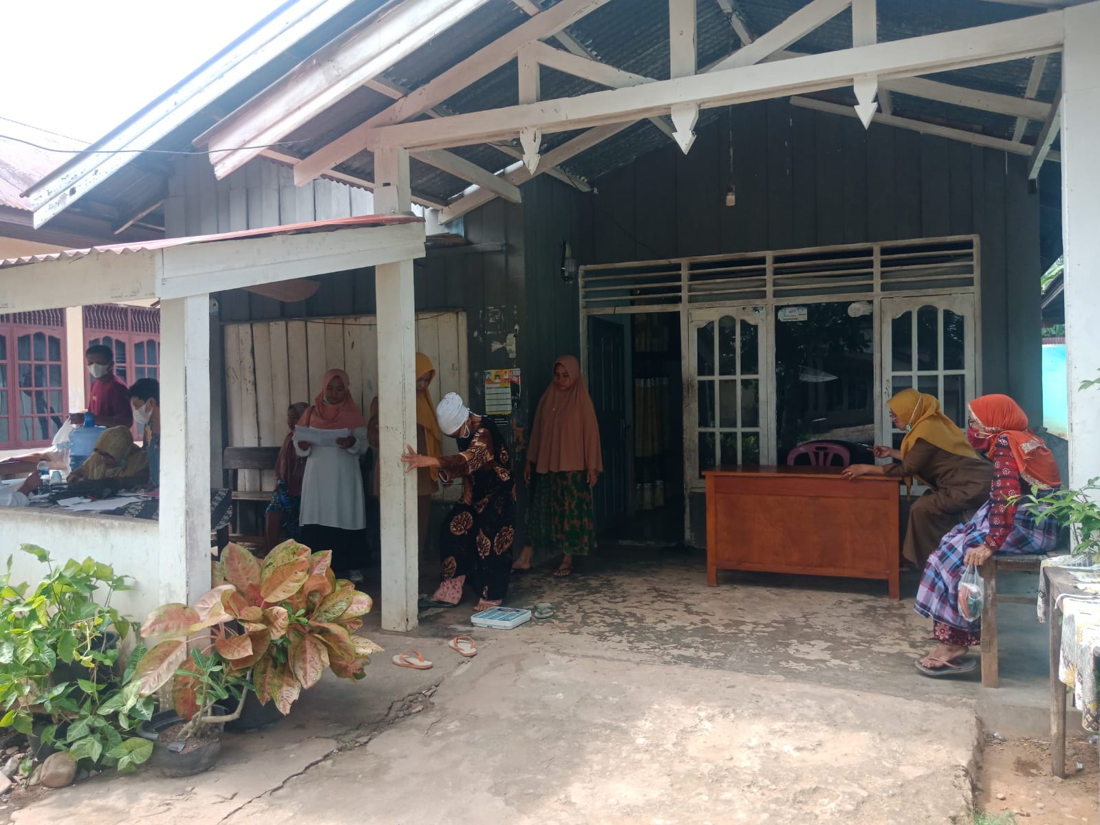 Petugas promkes Puskesmas Koto Baru, PTM dan lansia bersinergi dlm kegiatan kelas Prolanis dan Lansi