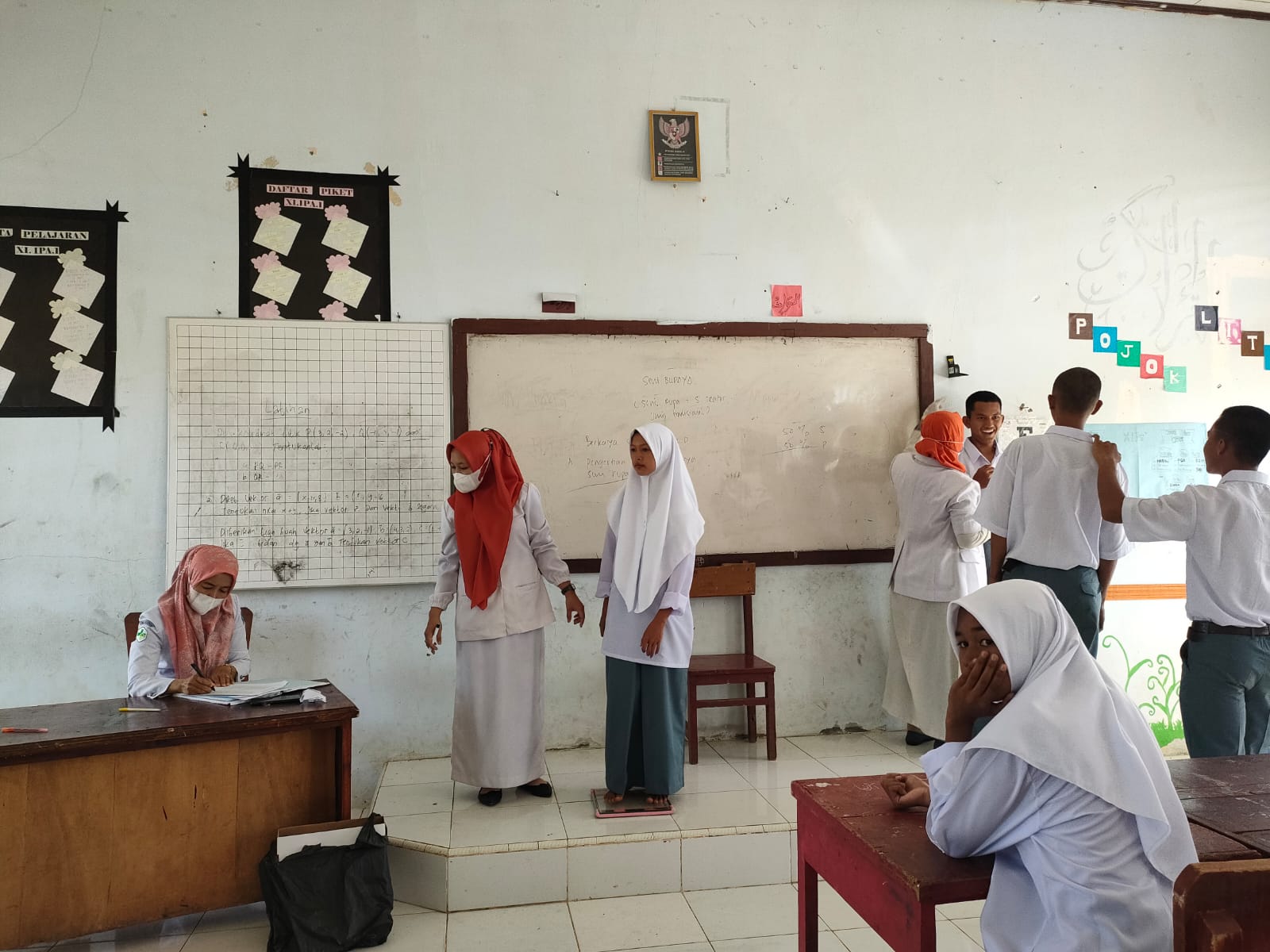 Pelaksanaan kegiatan TERPADU  oleh Tim PKPR dan UKS Puskesmas Airpura