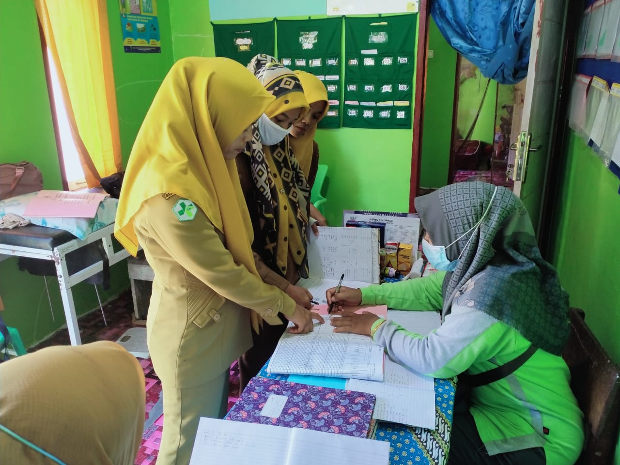Monitoring dan Penyeliaan Pasilitatif Ke Poskesri Batu Bala Nagari Gantiang Mudik Selatan