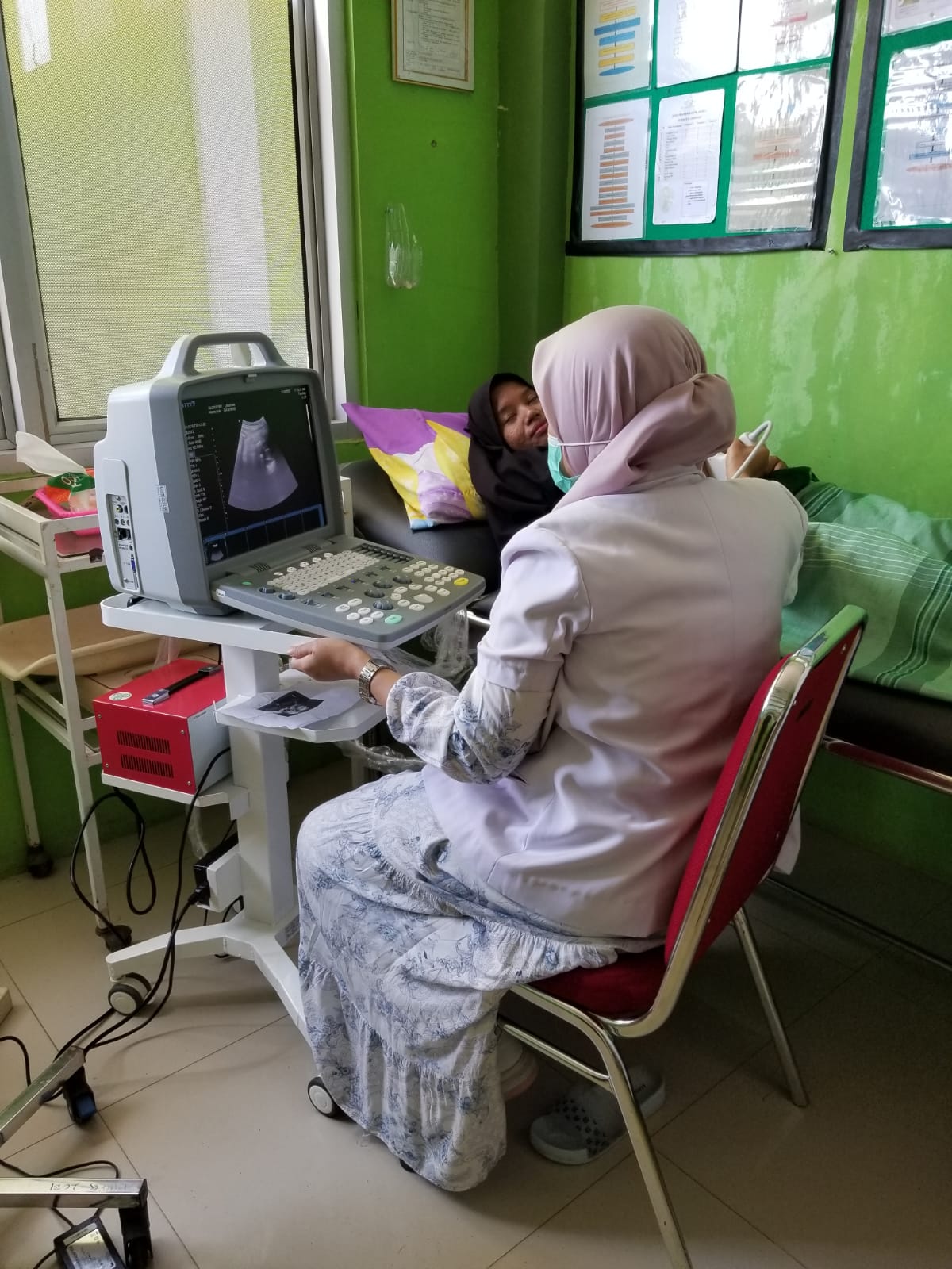 UPT Puskesmas Surantih sudah melakukan Pelayanan USG.. 