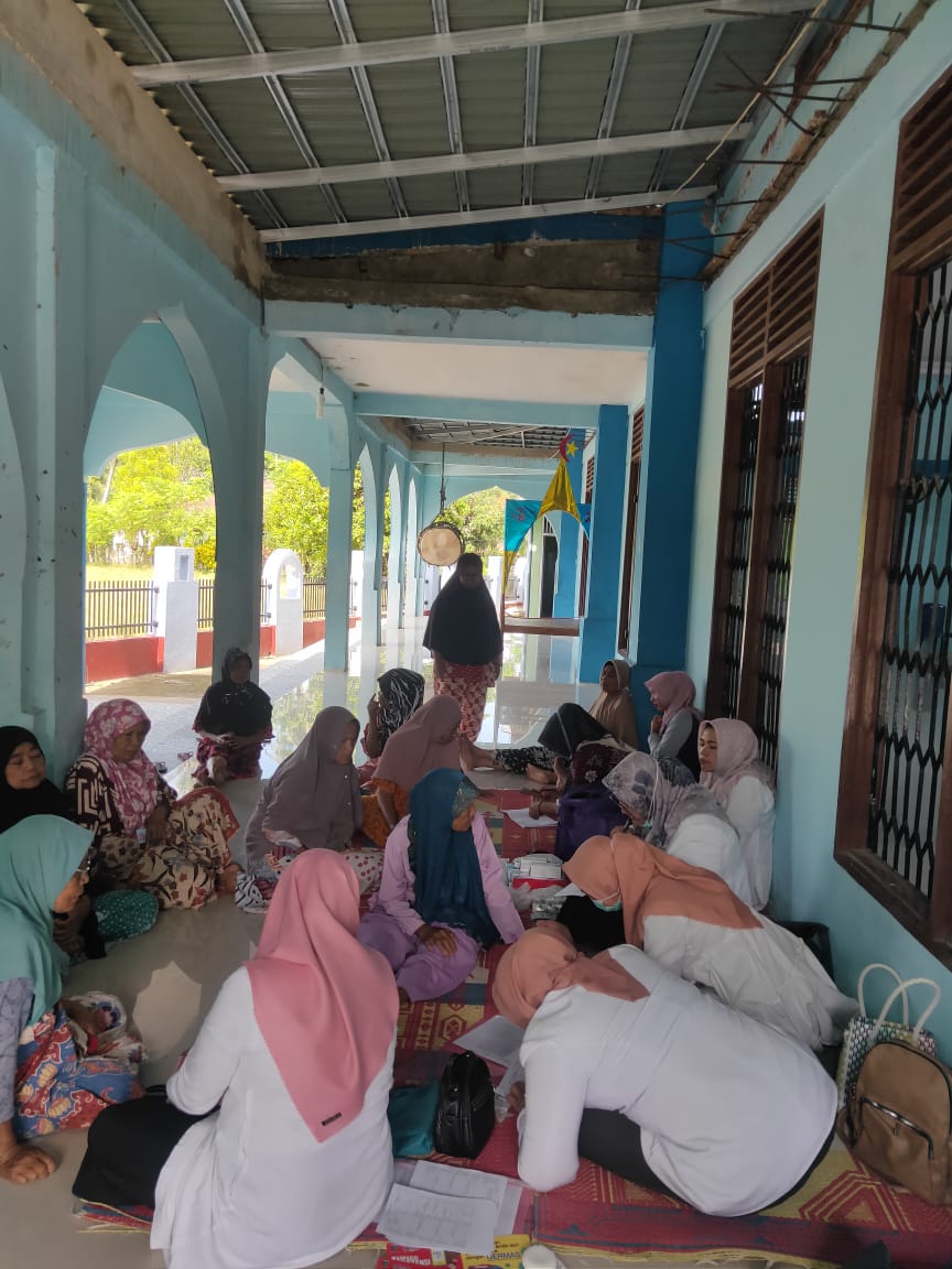 Puskesmas IV Koto Mudik laksanakan kegiatan pemeriksaan dan pngukuran PTM yandu lansia, deteksi inde