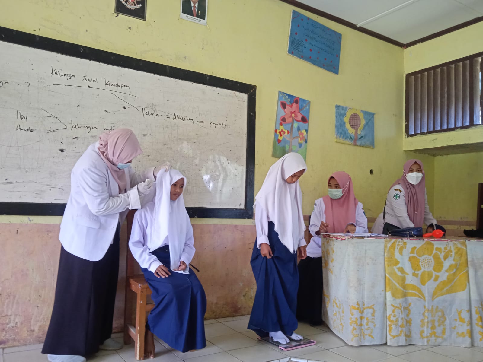 Pelaksanaan kegiatan TERPADU  oleh Tim PKPR dan UKS Puskesmas Airpura