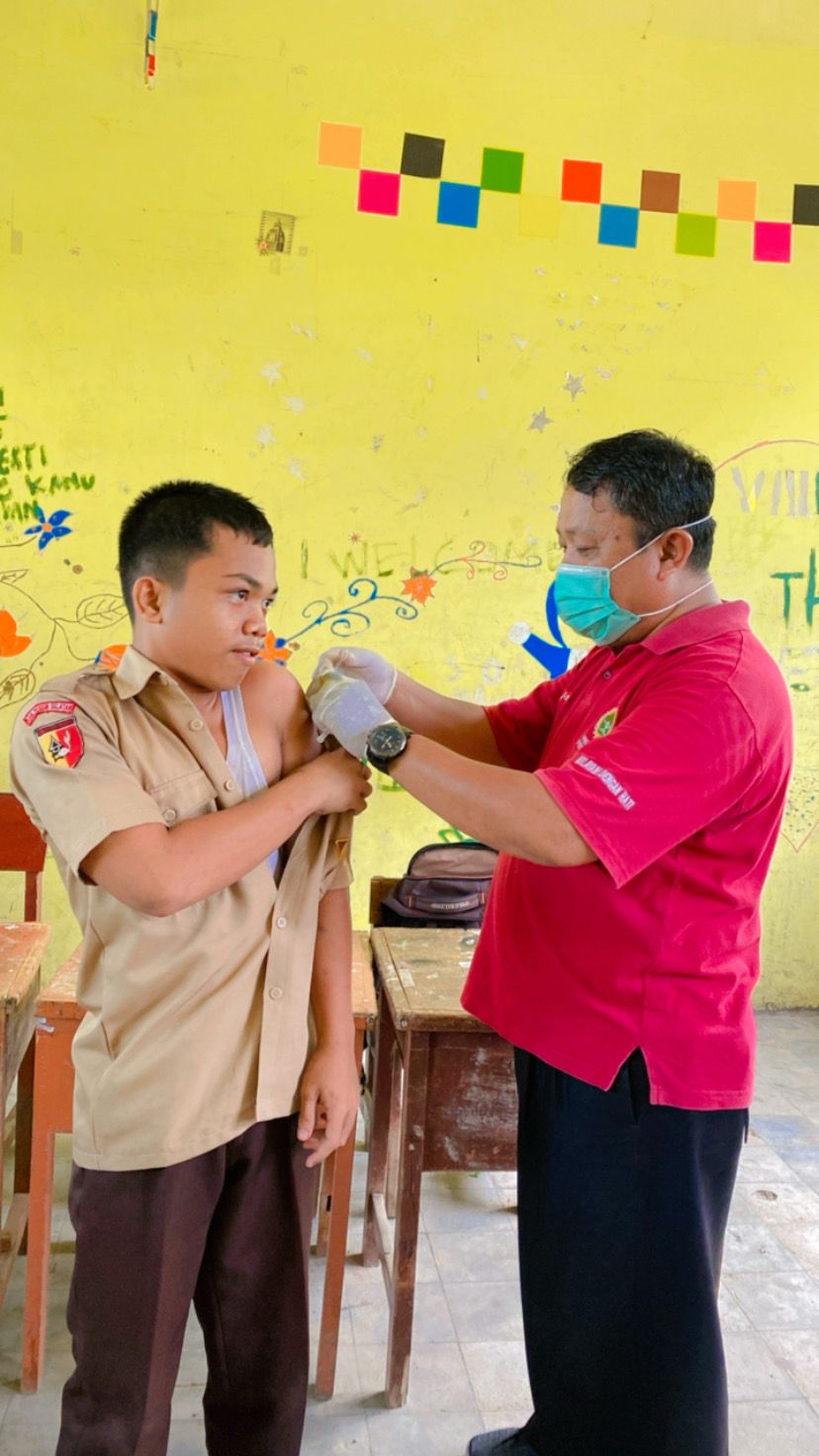 Puskesmas Air Haji  laksanakan BIAN di SMPN 2 linggo Sari Baganti 