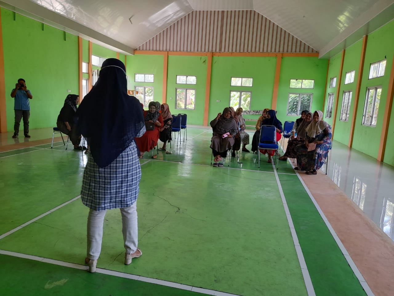 PROGRAM GIZI BERIKAN  MATERI PD PELATIHAN PENINGKATAN KAPASITAS KADER YANDU SURANTIH WILAYAH KERJA P