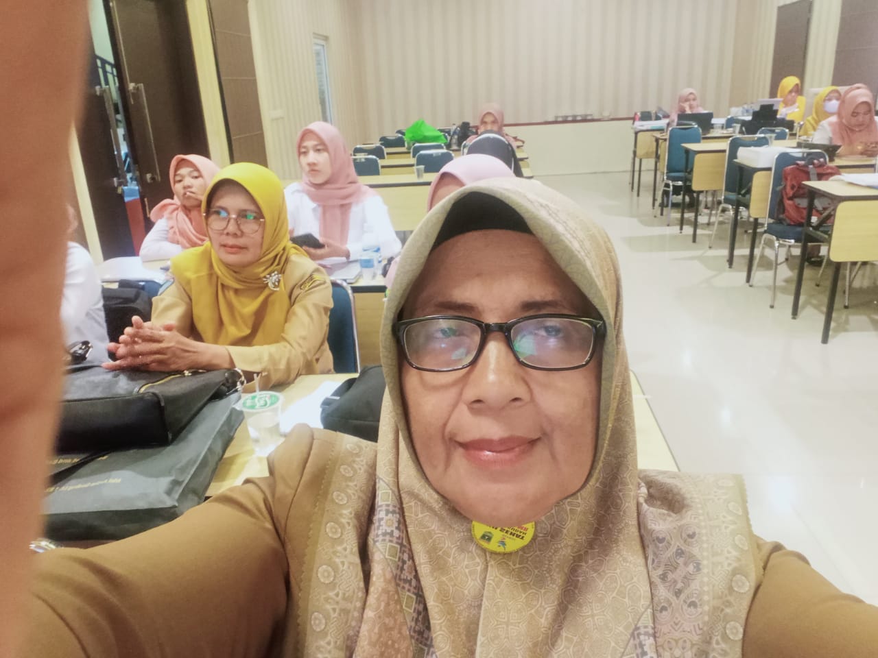 Penanggung Jawab Program Promkes hadiri Peningkatan Kapasitas Petugas Terkait STMB\"Penyehatan Air d