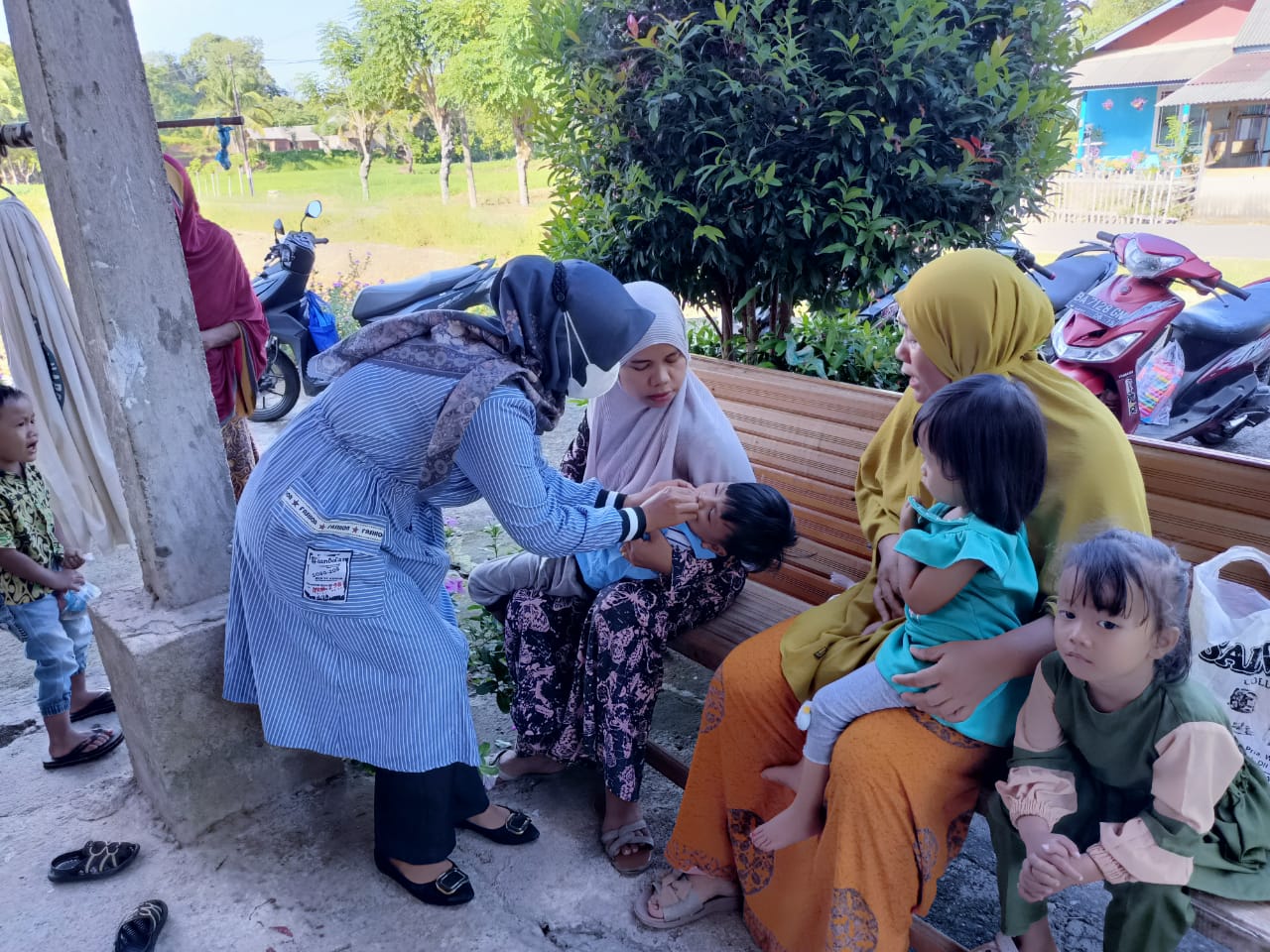 POSYANDU DI KAMPUNG PADANG TABEK NAGARI KAMBANG  WILKER UPT PUSKESMAS KOTO BARU . 
