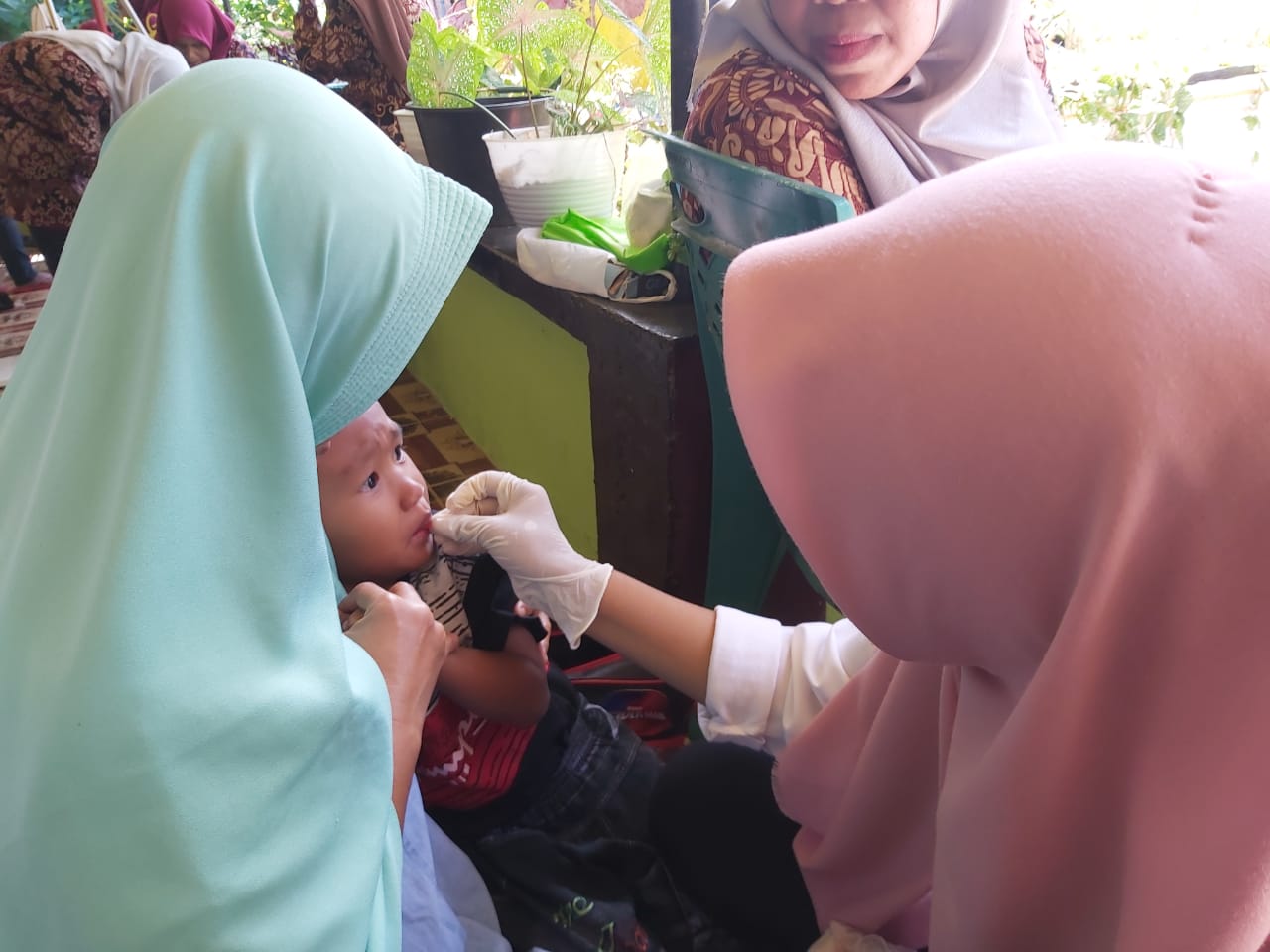 PUSKESMAS ASAM KUMBANG LAKUKAN PENIMBANGAN MASSAL DAN PEMBERIAN VITAMIN A