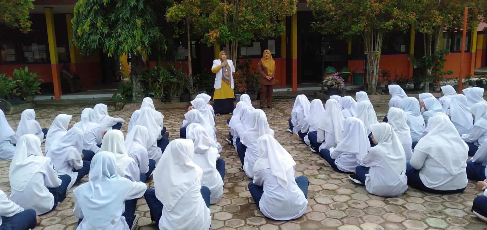 PEMBERIAN TABLET FE DI SMPN 4 LENGAYANG WILKER UPT PUSKESMAS KOTO BARU 