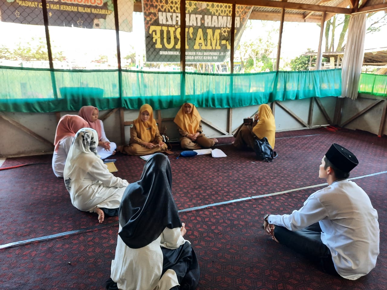 Sosialisasi PKTD ke Pontren Al Ma\'ruf yg disampaikan oleh Kabid Kesmas, Kasi Kesling dan Kesjaor be