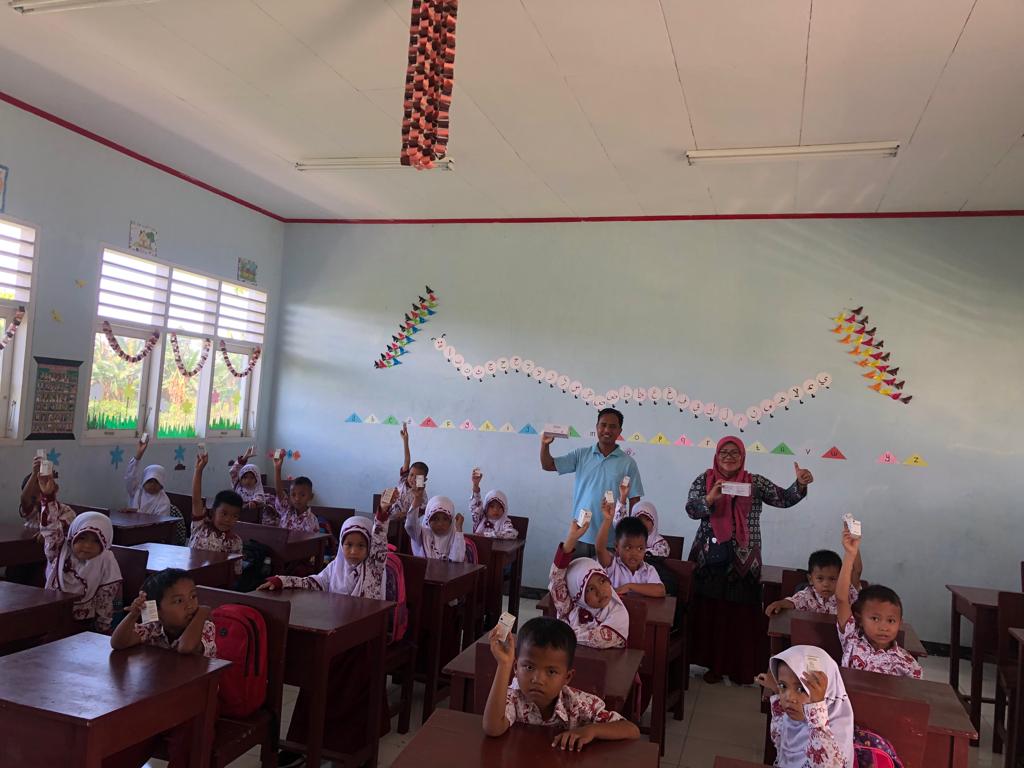 “Pemberian obat cacing ke anak sekolah dasar  diwilayah kerja puskesmas Tapan”