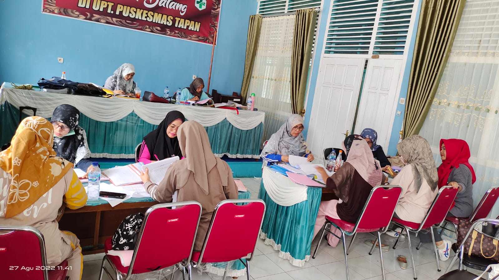 Pusk Tapan lakukan monitoring pelaporan secara langsung  seluruh bidan desa dengan program KIA,Gizi 