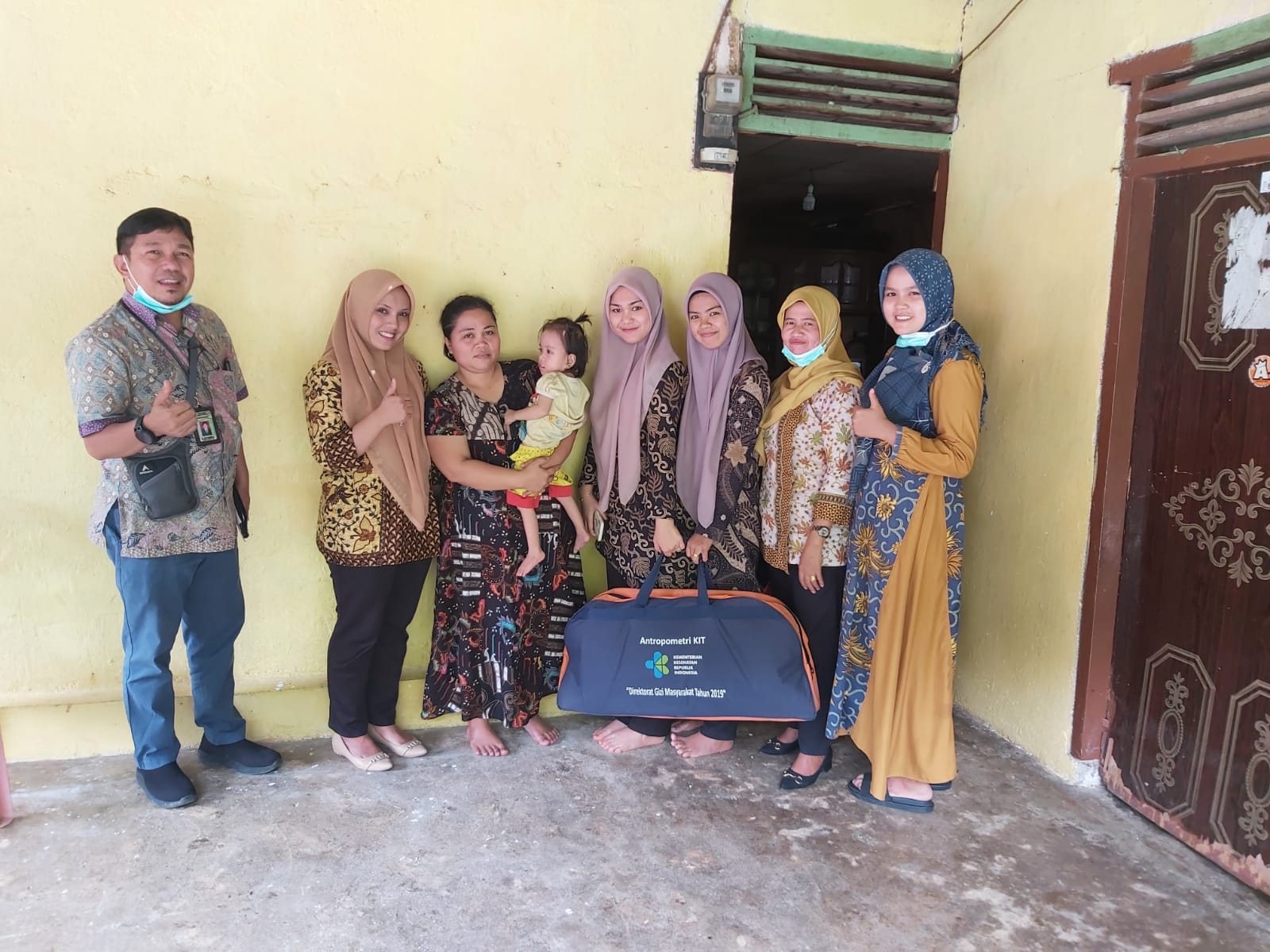 Kegiatan kunjungan Balita Gizi Buruk di Kampung Asam Kumbang kenagarian Puluik2 Selatan. 