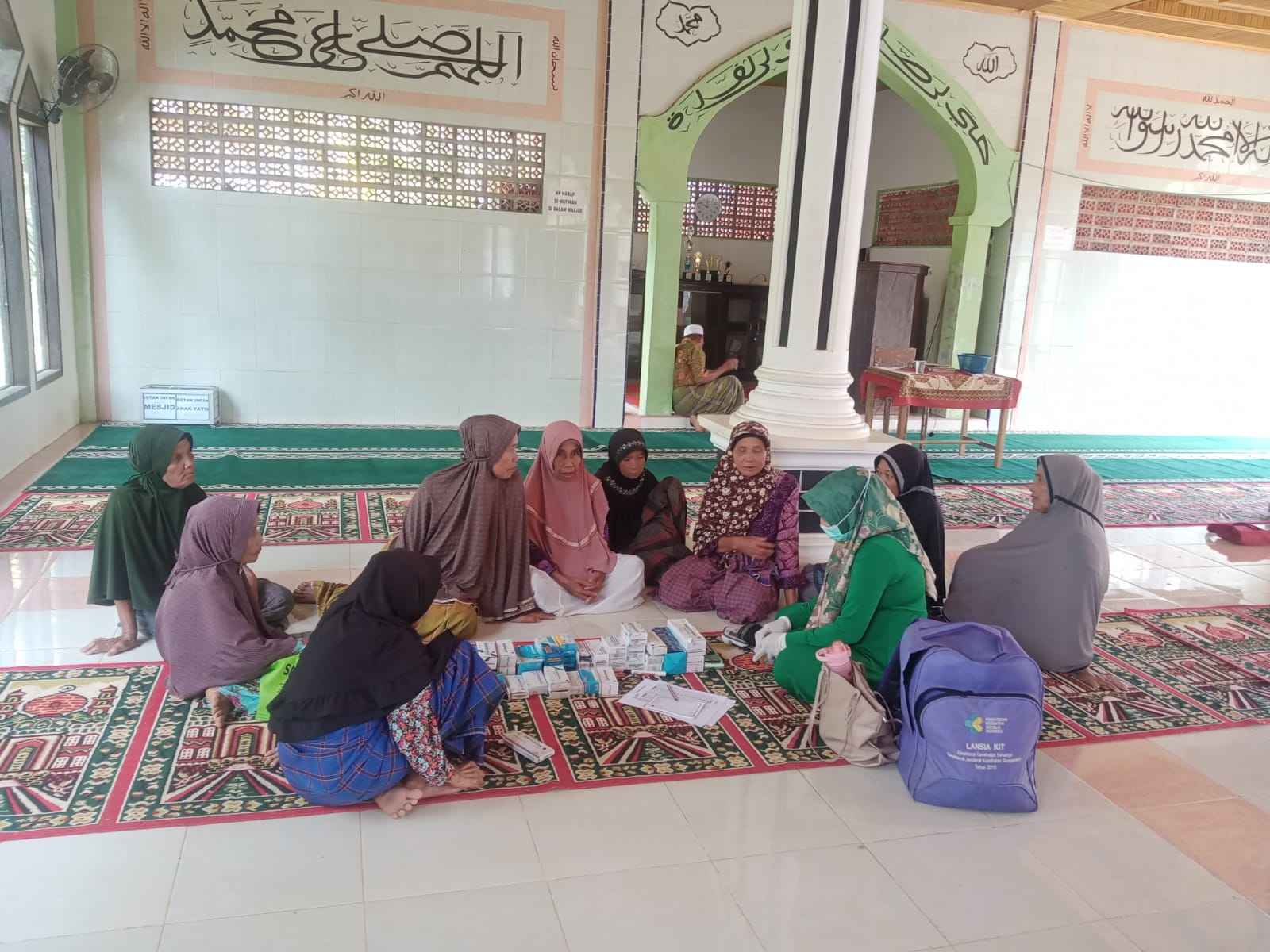 Puskesmas Puskesmas Air Haji lakukan posyandu lansia bersama warga nagari sungai sirah 