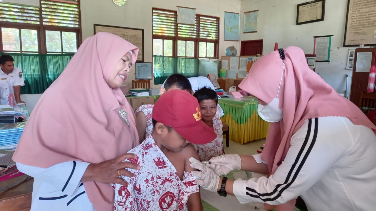 Optimalkan Cakupan BIAN, Kegiatan Sweeping ke sekolah wilker puskesmas Balai Selasa