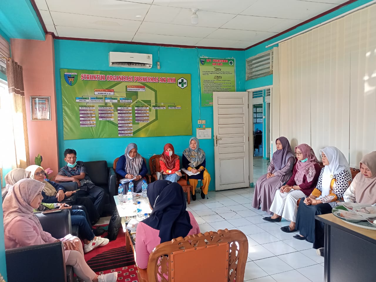 Sekretariat Dinas Kesehatan Kabupaten Pesisir Selatan ke UPT Puskesmas Air Haji
