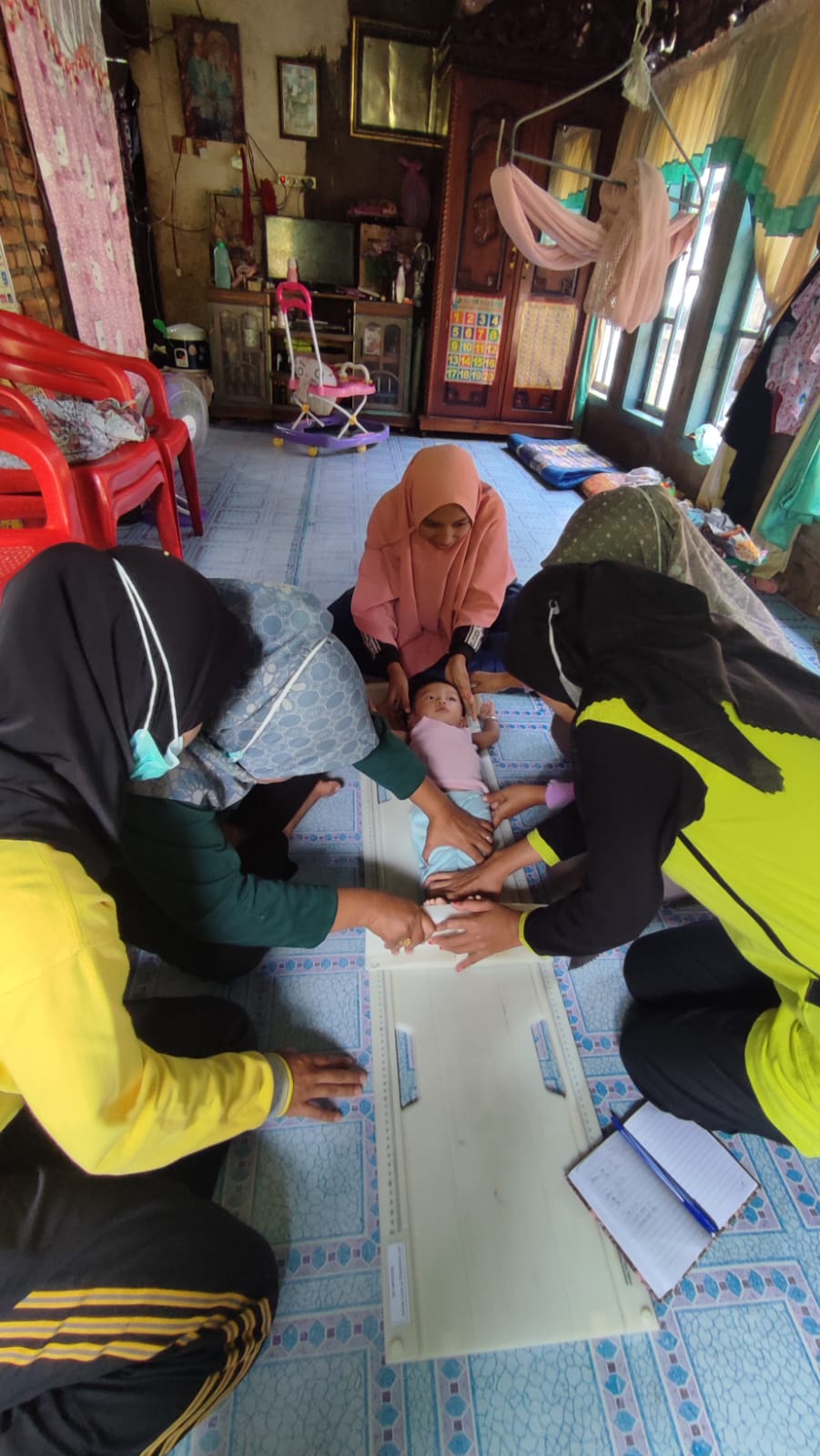 PELACAKAN BUMIL KEK DAN BAYI GIZI KURANG DI NAGARI TERATAK TEMPATIH.