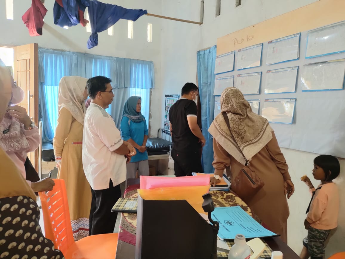 Kunjungan Sidak dan Monev Pustu dan Poskesri Wilayah Kerja Puskesmas Koto Berapak oleh Kepala Dinas 