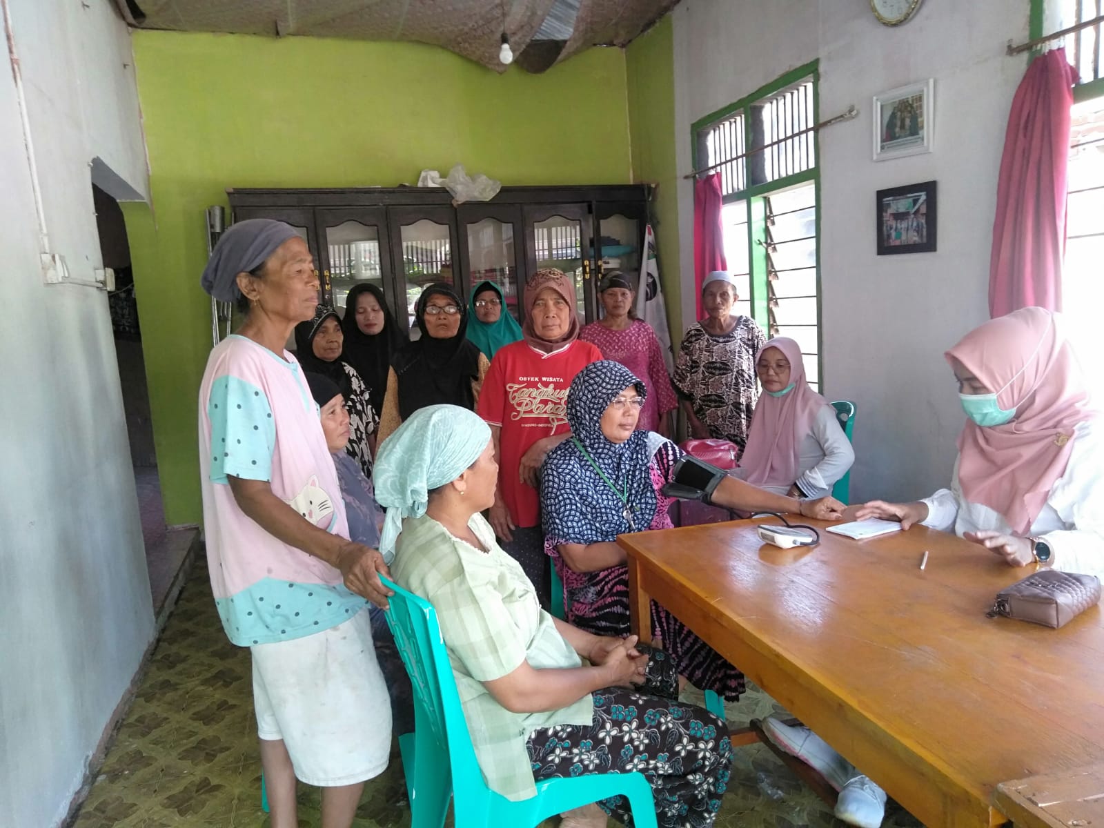 Puskesmas Air Haji  \" Melaksanakan Kegiatan   Posyandu Lansia Di    Padang XI Punggasan