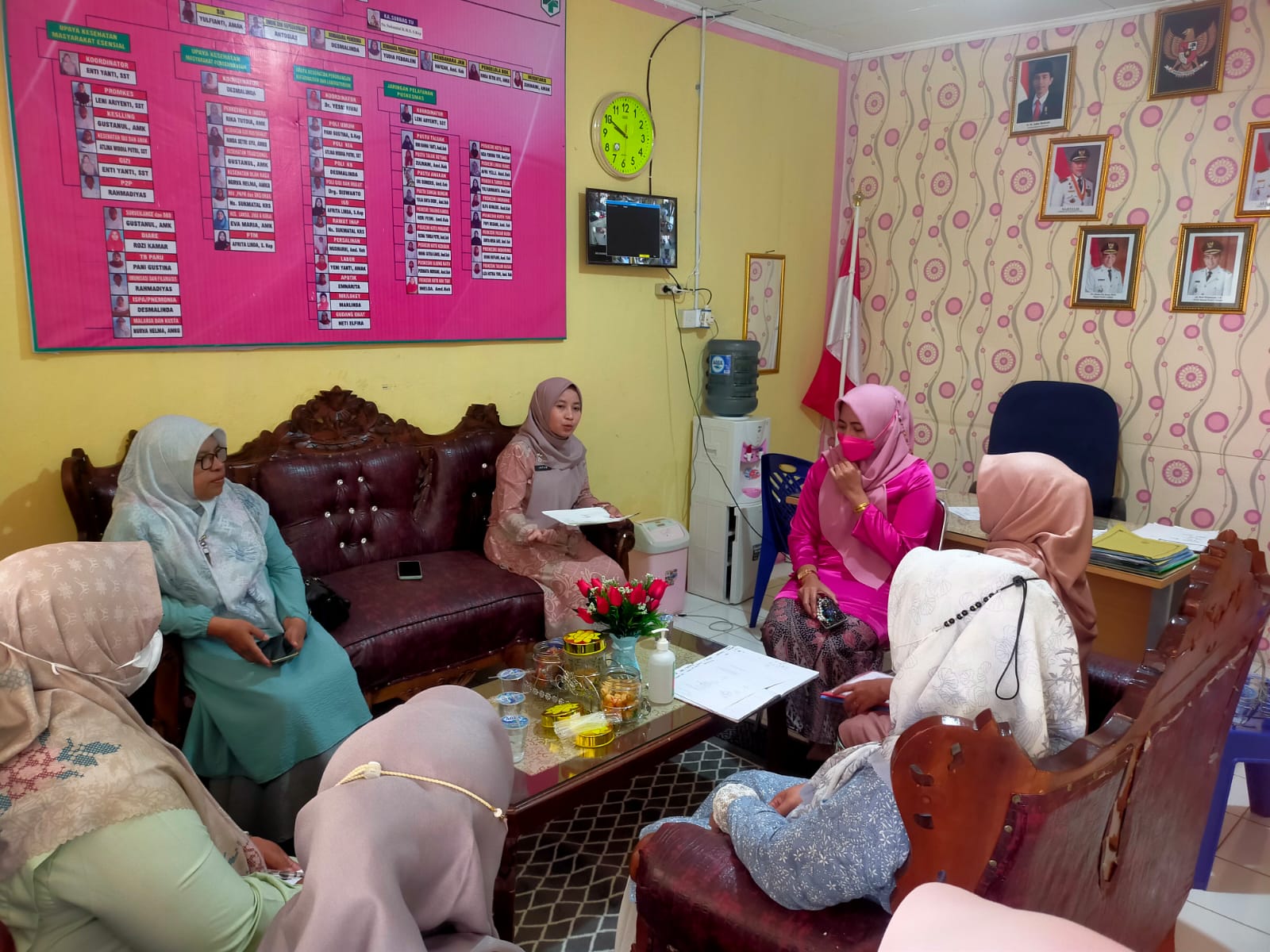 Kunjungan pembinaan dan monitoring dari Dinkes Kab.Pessel ke Puskesmas Pasar Kuok.