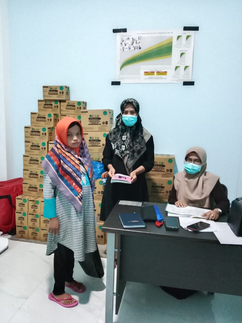PUSK KY GADANG DUKUNG INOVASI PESAN MANDE UTK MENURUNKAN ANGKA STUNTING DENGAN BERIKAN TABLET PADA B