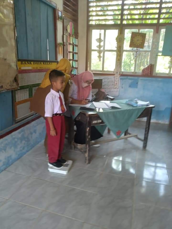 PUskesmas Pasarkuok Screaning kesehatan dan UKGS siswa di SDN 11 teluk betung dan SDN 20 Jalamu