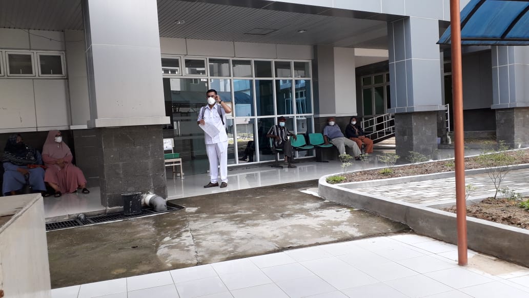 PUSKESMAS AIR HAJI  SELASA,27 SEPTEMBER 2022   Mengantar pasien tb mdr ke rs paru lb alung 