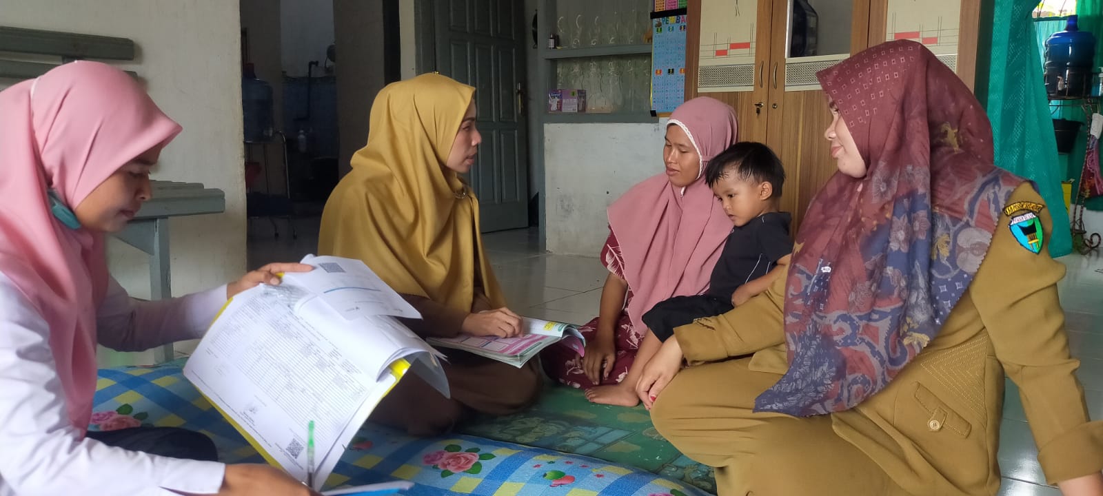 Puskesmas AirHaji lakukan pelacakan Bayi dan Balita Gizi Buruk/Stunting dan Bumil KEK ke nagari Muar