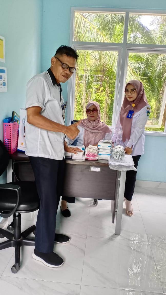 KUNJUNGAN KOORDINATOR LAPANGAN  KB KECAMATAN SUTERA KE FASKES KAYU GADANG
