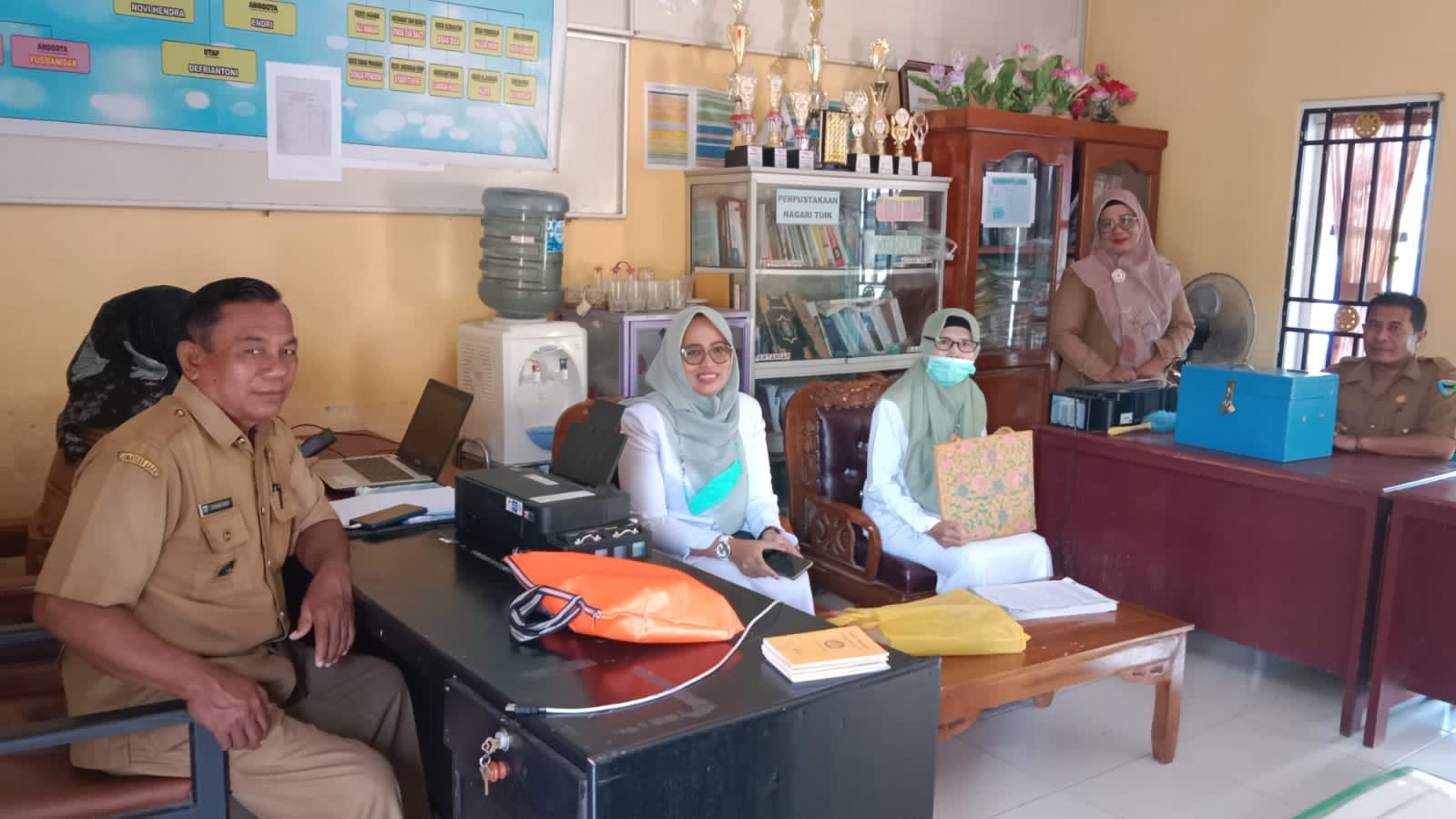 SILAHTURAHMI KEPALA PUSKESMAS KE WALI NAGARI DI WILAYAH KERJA PUSKESMAS IV KOTO MUDIK