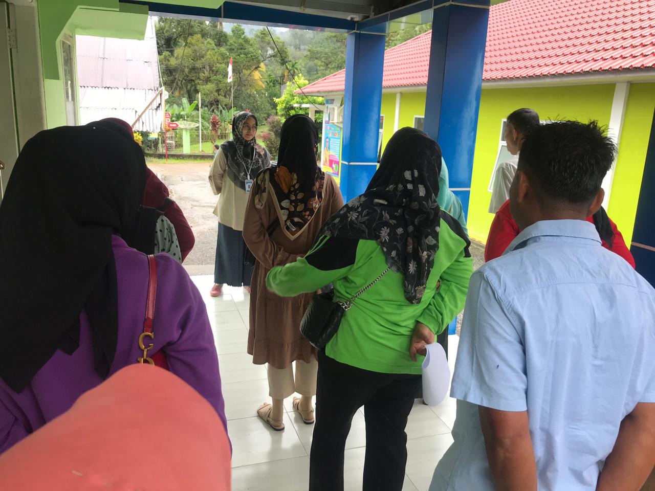 Staf Puskesmas  BBB di wajibkan untuk mengikuti Apel pagi.